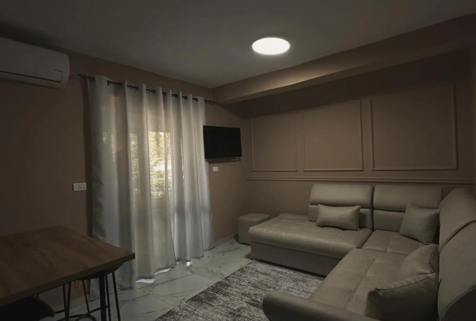 Dukati Guesthouse كورتشي ألبانيا